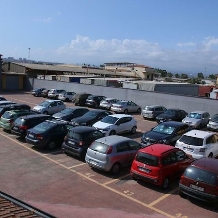 Etna Parking 호텔 카타니아 외부 사진