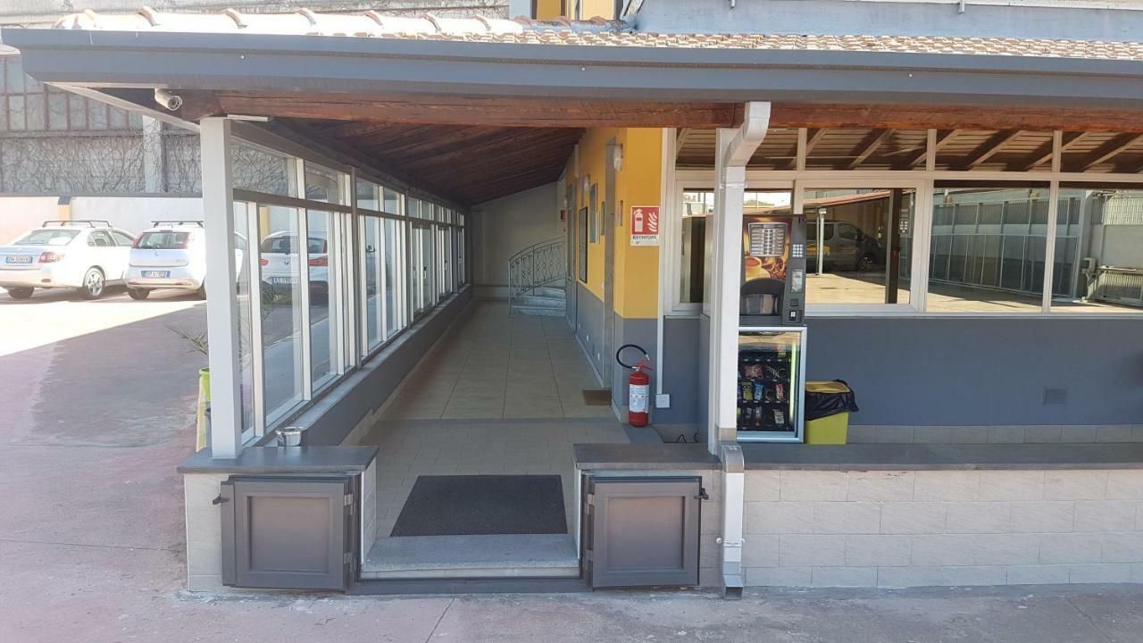 Etna Parking 호텔 카타니아 외부 사진
